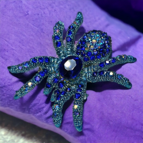Crystal Bling Tarantula Spider Pin Rhinestone Brooch - Picture 2 of 11